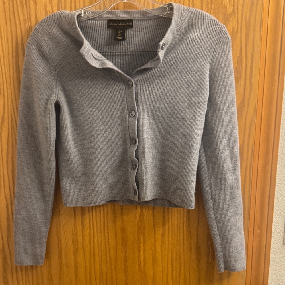 House of Harlow 1960 Gray Ribbed Cropped Button Cardigan